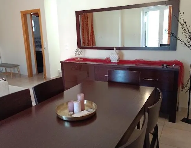 Villa μαρία 3 *